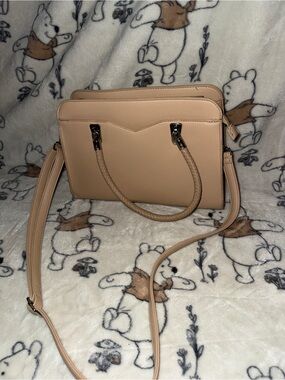 Classic Structured Women’s Beige Purse